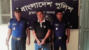 চুয়াডাঙ্গায় গার্লস স্কুলের কম্পিউটার অপারেটর শাহ জামাল জালিয়াতি মামলায় শ্রীঘরে